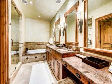 Posh Five Bedroom Luxury Ski Home Steps to Lift